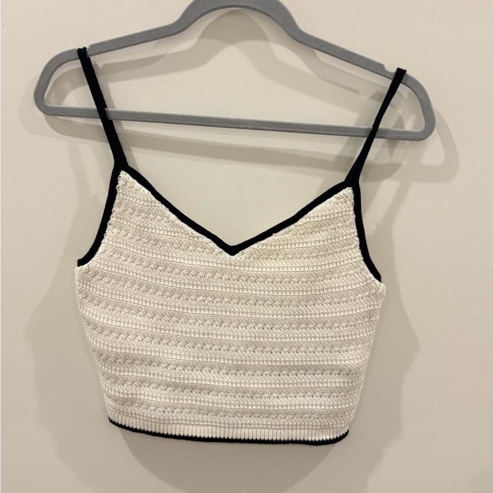 Elegant White Knit Black Trim Set